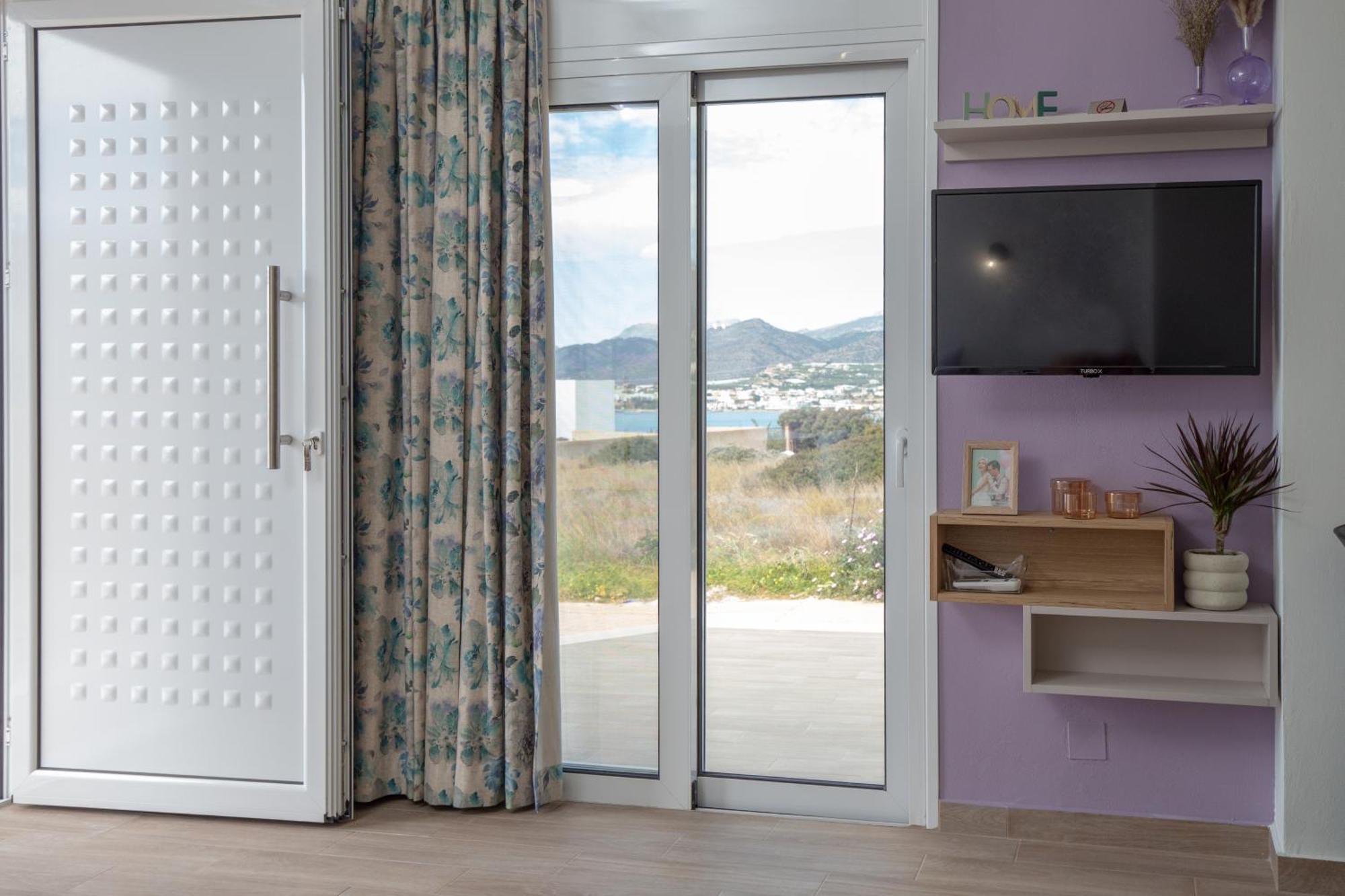 Studio Athena With Panoramic View Of Makrygialos Pilalimata Екстер'єр фото